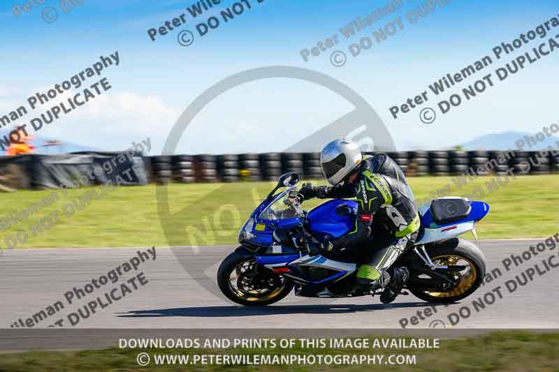 anglesey no limits trackday;anglesey photographs;anglesey trackday photographs;enduro digital images;event digital images;eventdigitalimages;no limits trackdays;peter wileman photography;racing digital images;trac mon;trackday digital images;trackday photos;ty croes